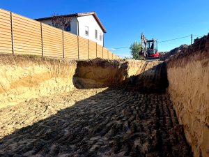 Medence ásás 9, Gáspár Földmunka