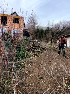 Telektakarítás 3, Gáspár Földmunka